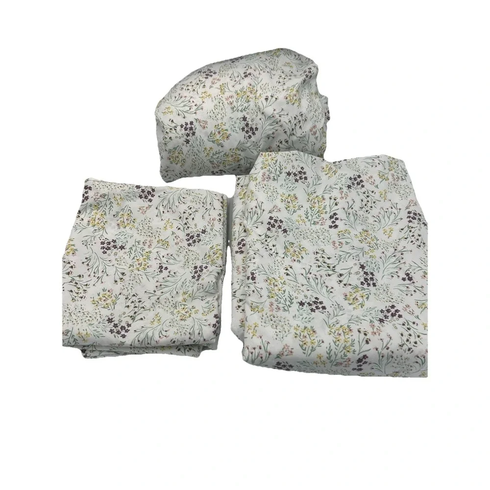 Vtg Full Size Sheet Set w/Pillow Cases Home Classics Floral Pastel Polyester